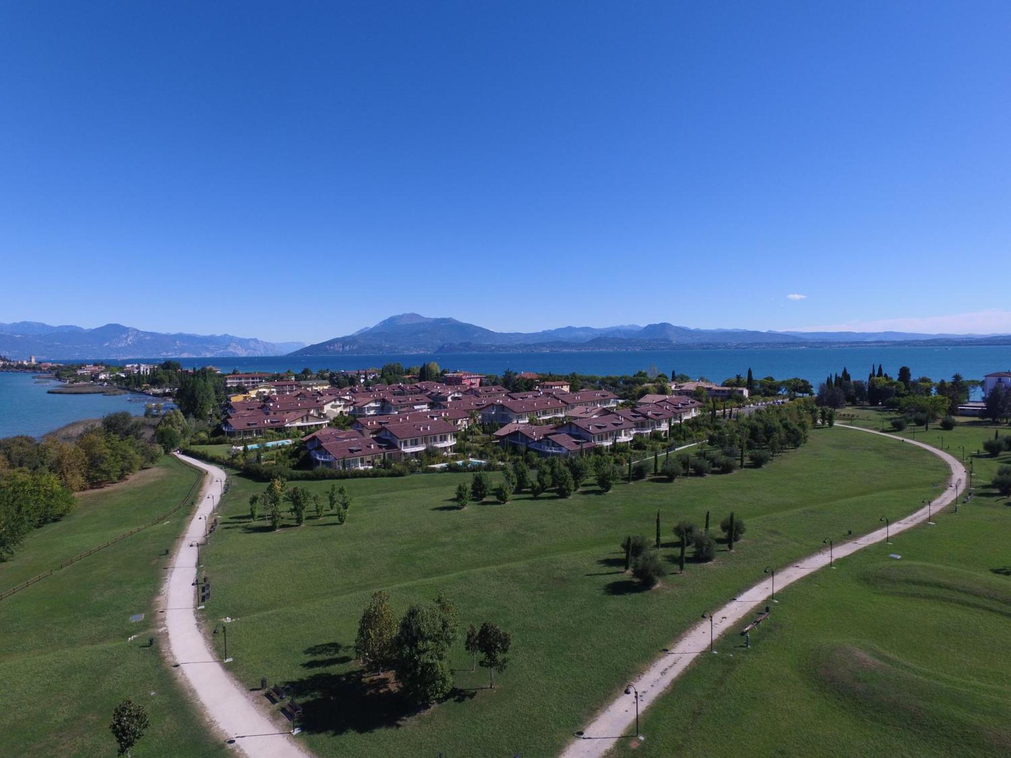 Alma Garda Home Sirmione Exterior photo
